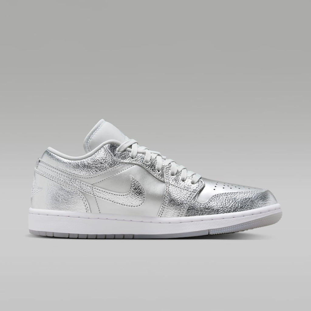 Air Jordan 1 Low SE Women's Shoes - Metallic Silver/Wolf Grey/White/Photon Dust - Image 3