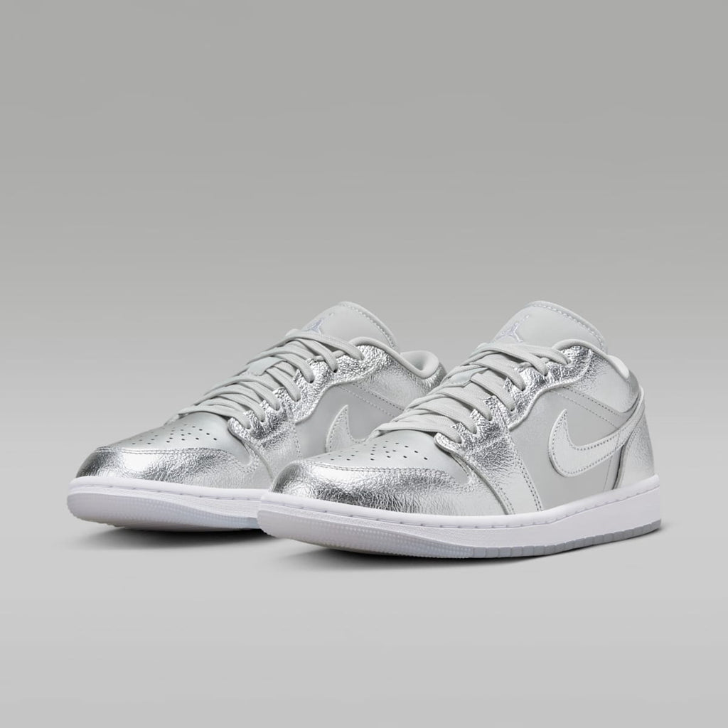 Air Jordan 1 Low SE Women's Shoes - Metallic Silver/Wolf Grey/White/Photon Dust - Image 5