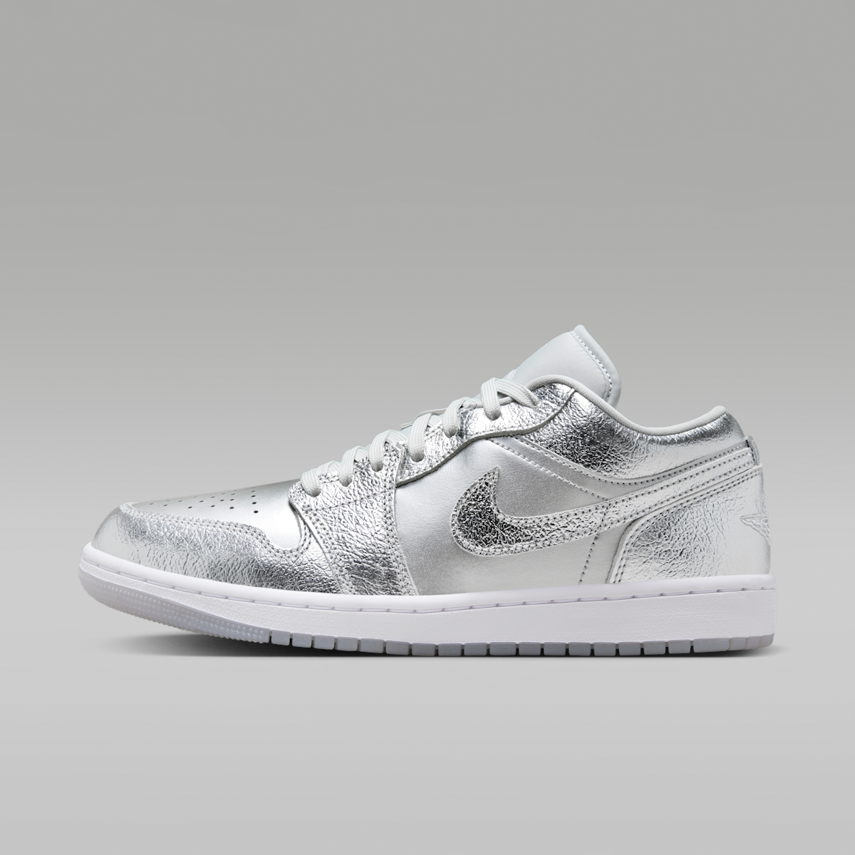 Air Jordan 1 Low SE Women's Shoes - Metallic Silver/Wolf Grey/White/Photon Dust