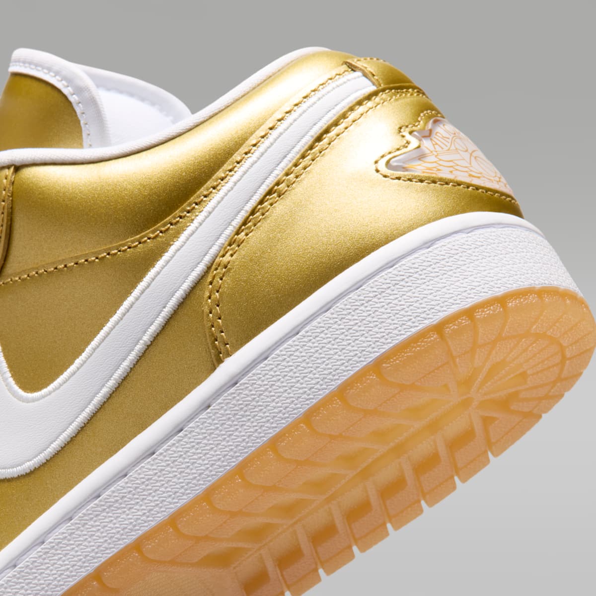 Air Jordan 1 Low Women's Shoes - Gold/White/Gum Yellow/Gold