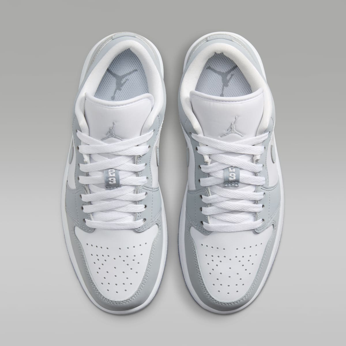Air Jordan 1 Low Women's Shoes - White/Aluminum/Wolf Grey - Image 4