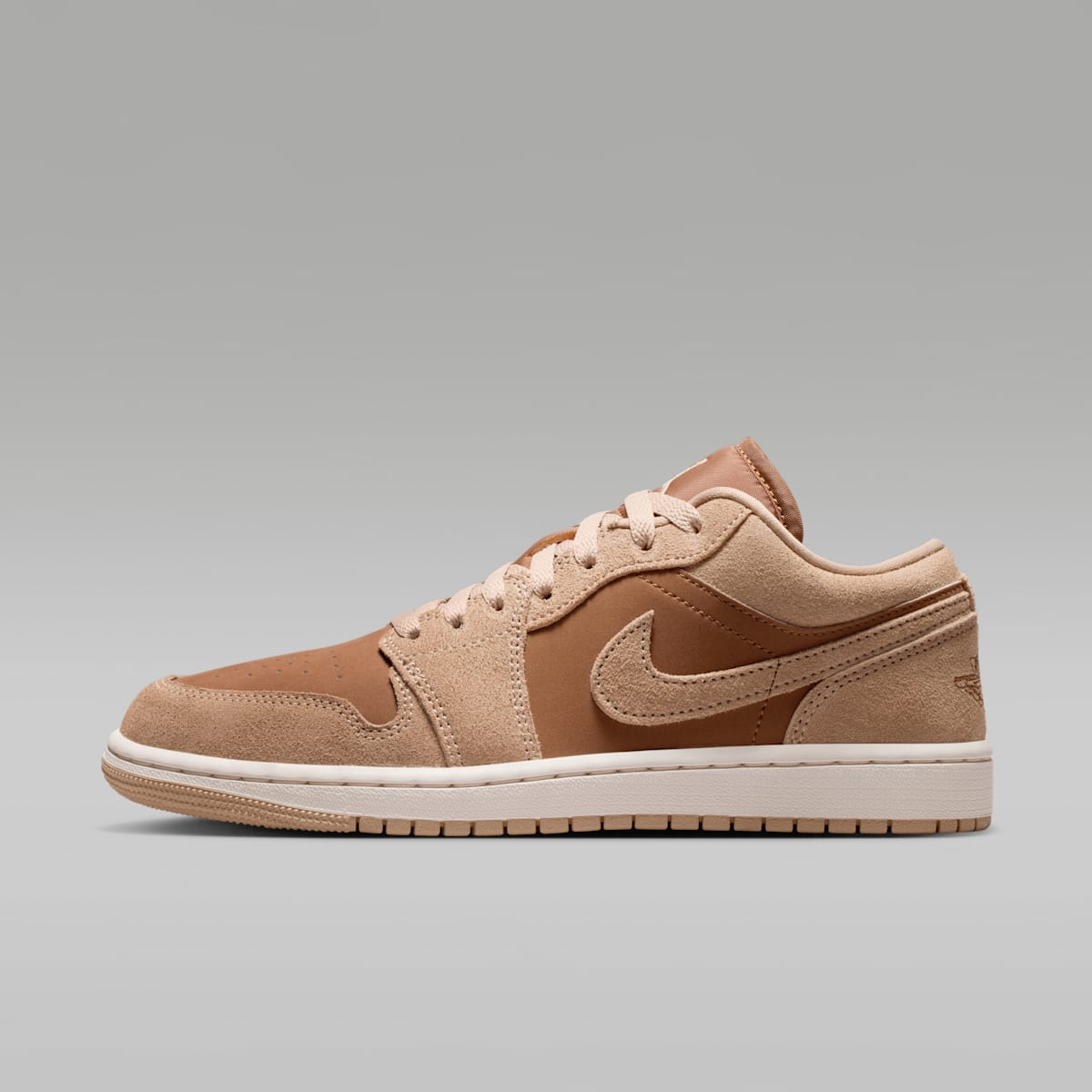 Air Jordan 1 Low Women's Shoes - Legend Medium Brown/Chalk/Light British Tan - Image 1