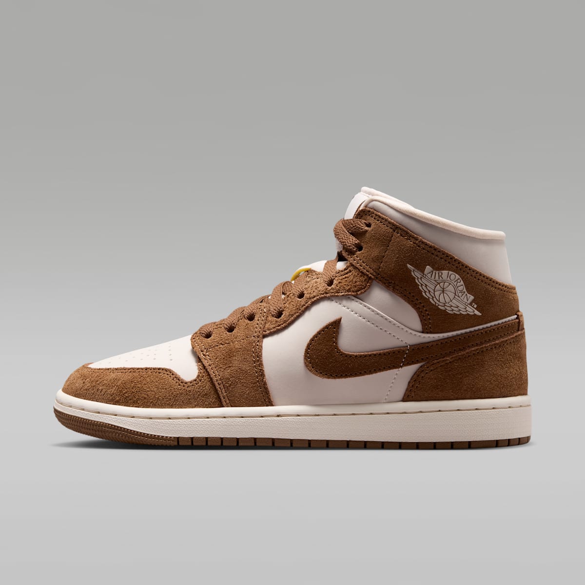Air Jordan 1 Mid Women's Shoes - Light British Tan/Chalk - Image 1