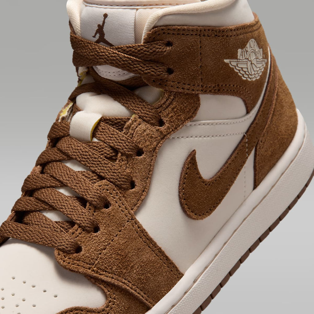 Air Jordan 1 Mid Women's Shoes - Light British Tan/Chalk - Image 7