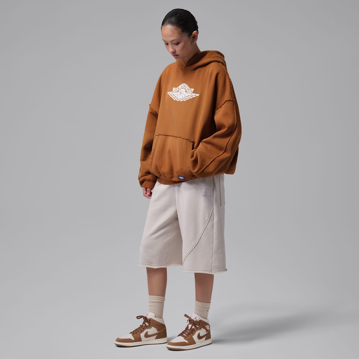 Air Jordan 1 Mid Women's Shoes - Light British Tan/Chalk - Image 9