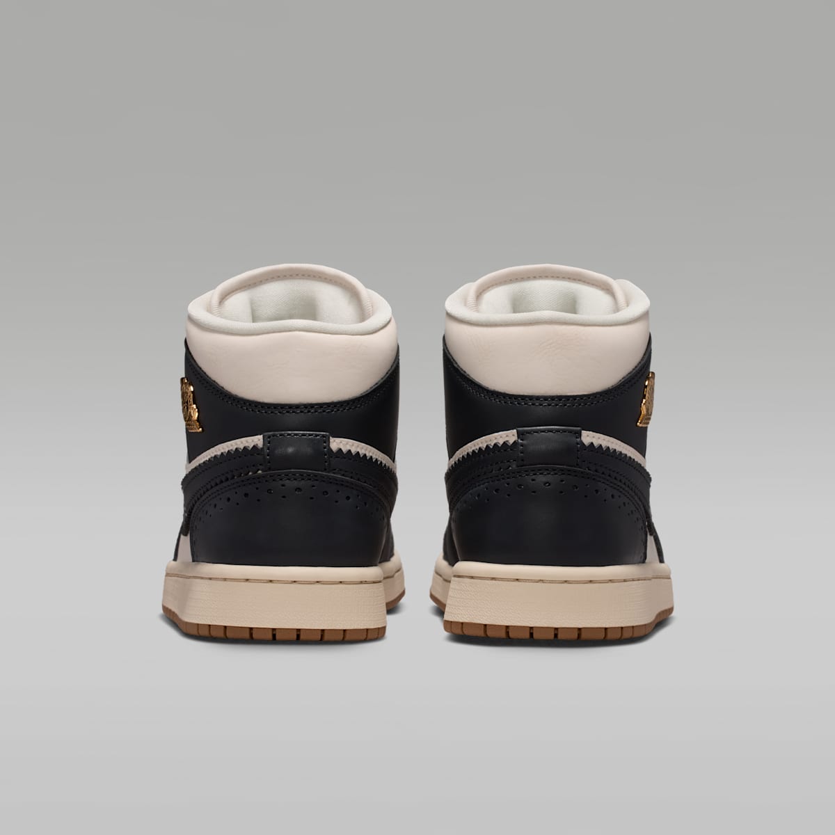 Air Jordan 1 Mid SE Women's Shoes - Off Noir/Chalk/Pearl White/Chalk