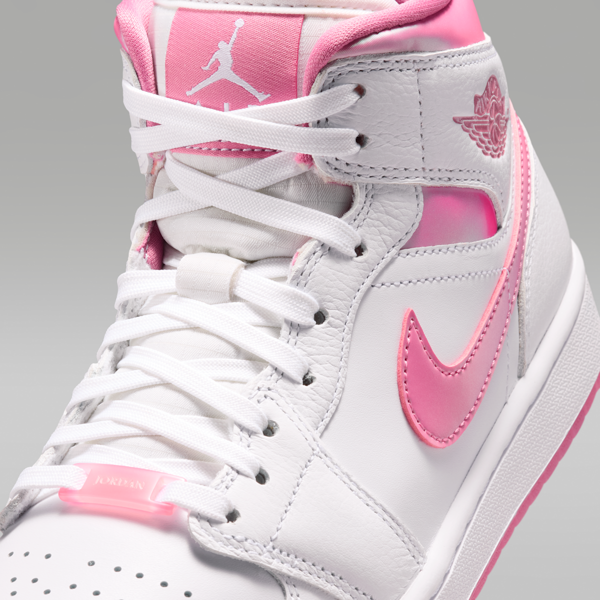 Air Jordan 1 Mid SE Women's Shoes - White/Desert Berry