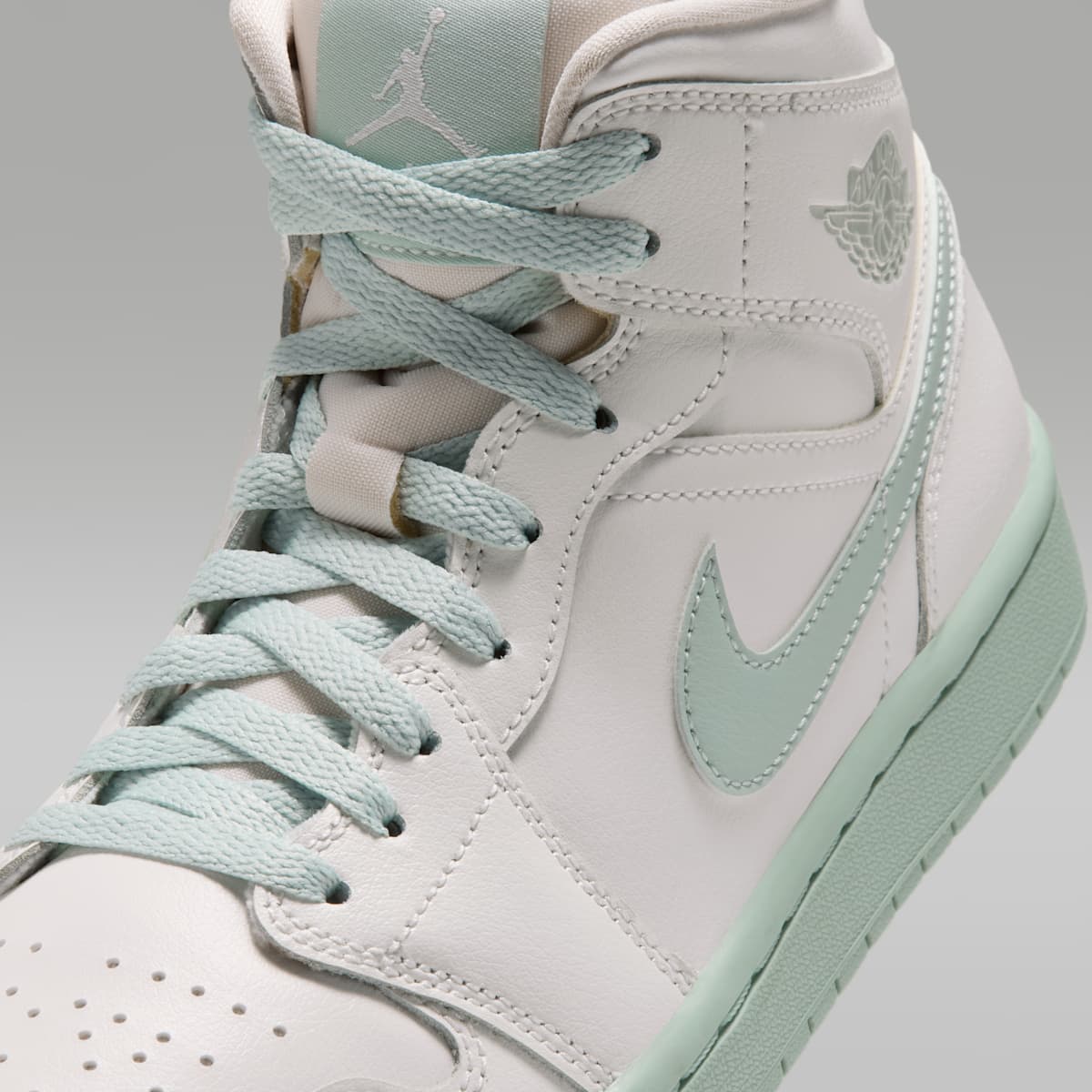 Air Jordan 1 Mid Women's Shoes - Sail/Pistachio Frost