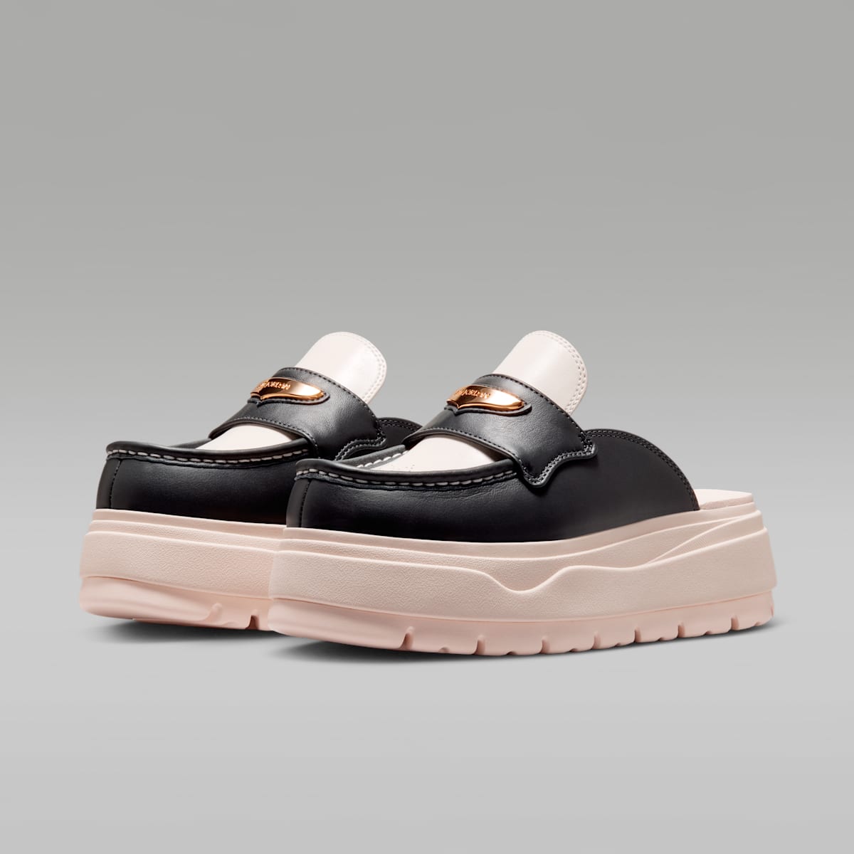 Air Jordan Mule SE Women's Mules - Off Noir/Chalk/Metallic Gold