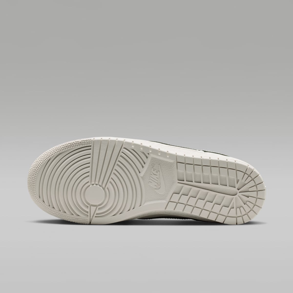 Air Jordan Skyline Low Women's Shoes - Swan/Black/Metallic Silver - Image 2