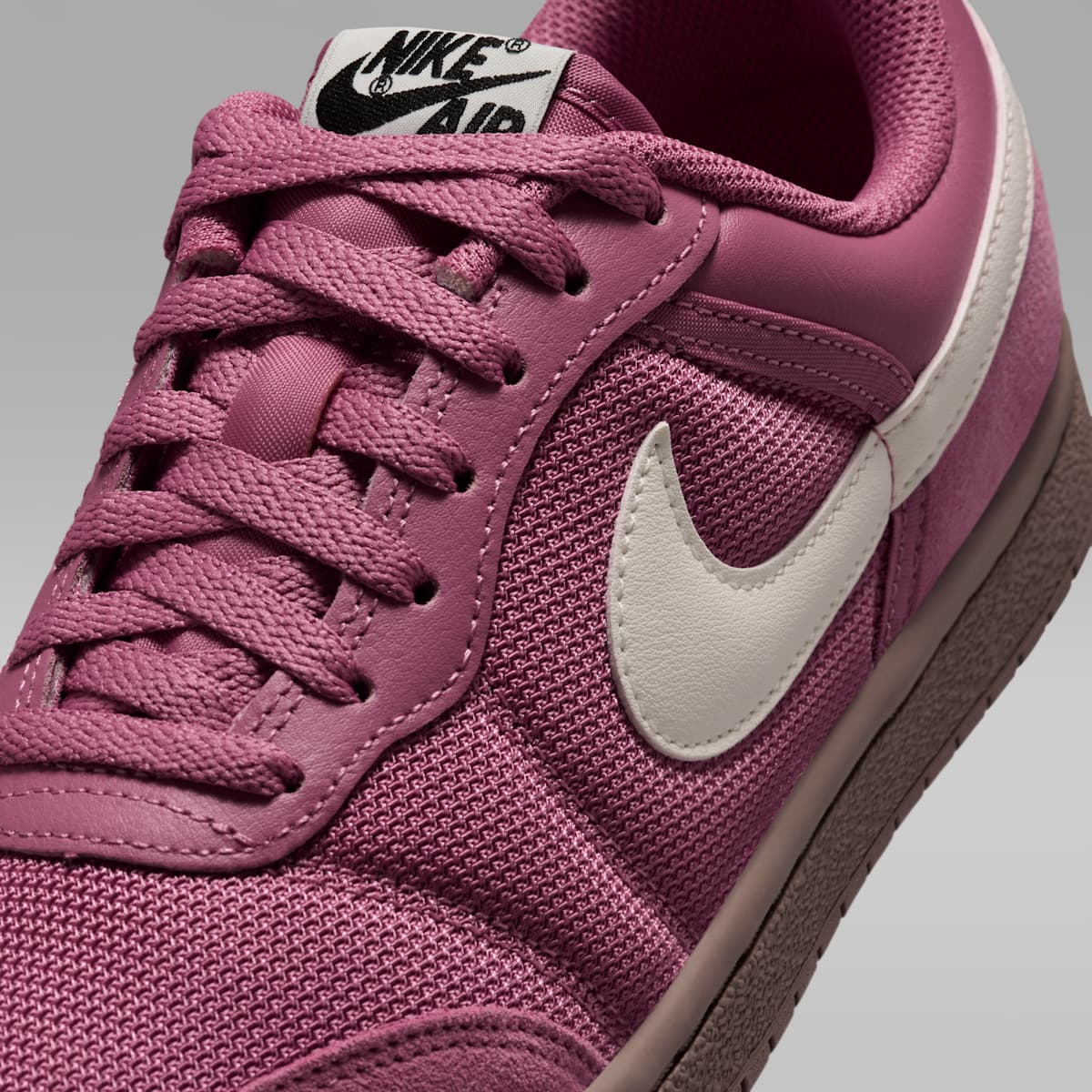 Air Jordan Skyline Low Women's Shoes - Desert Berry/Black/Gum Medium Brown/Sail - Image 7
