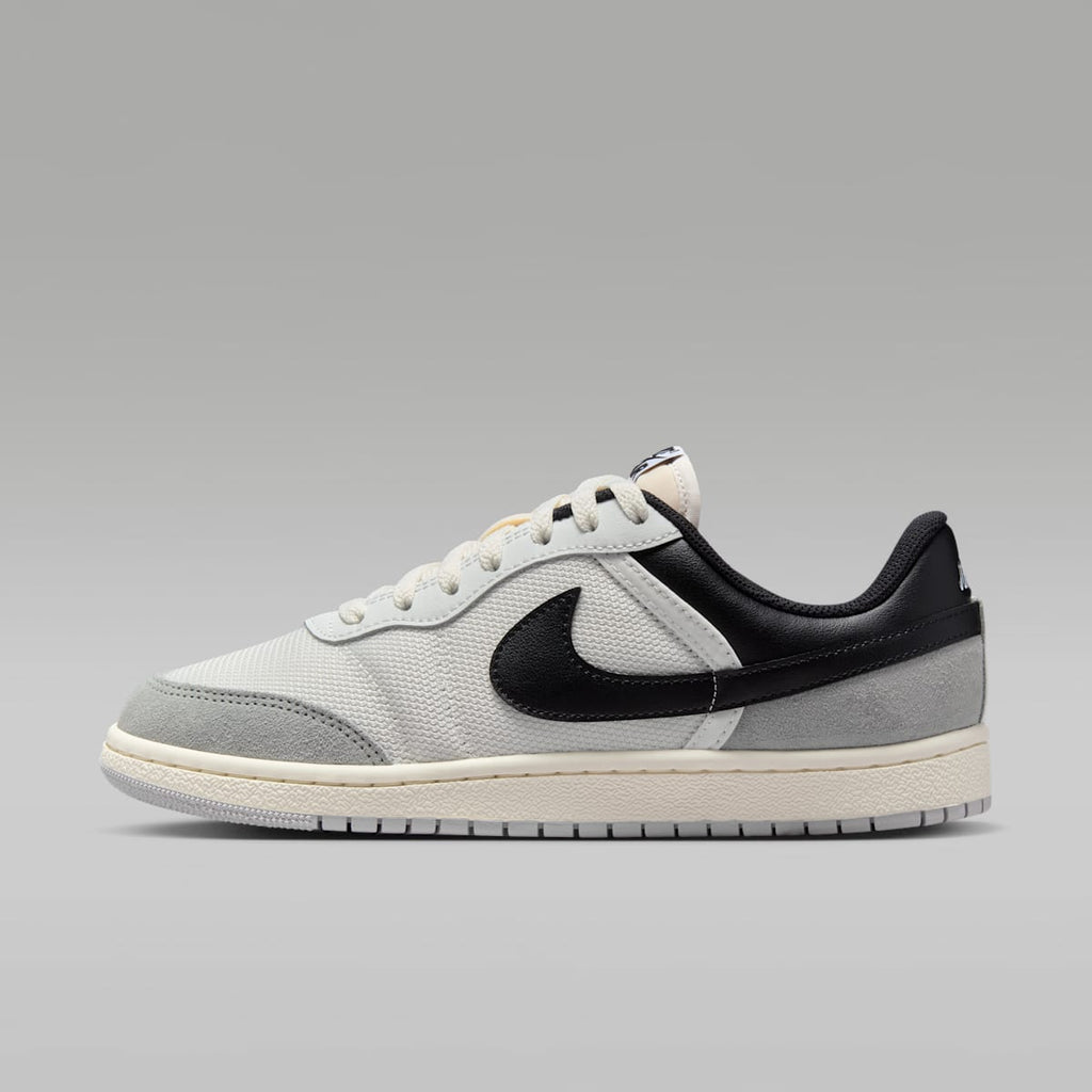 Air Jordan Skyline Low Women's Shoes - Summit White/Light Smoke Grey/Sail/Black - Image 1