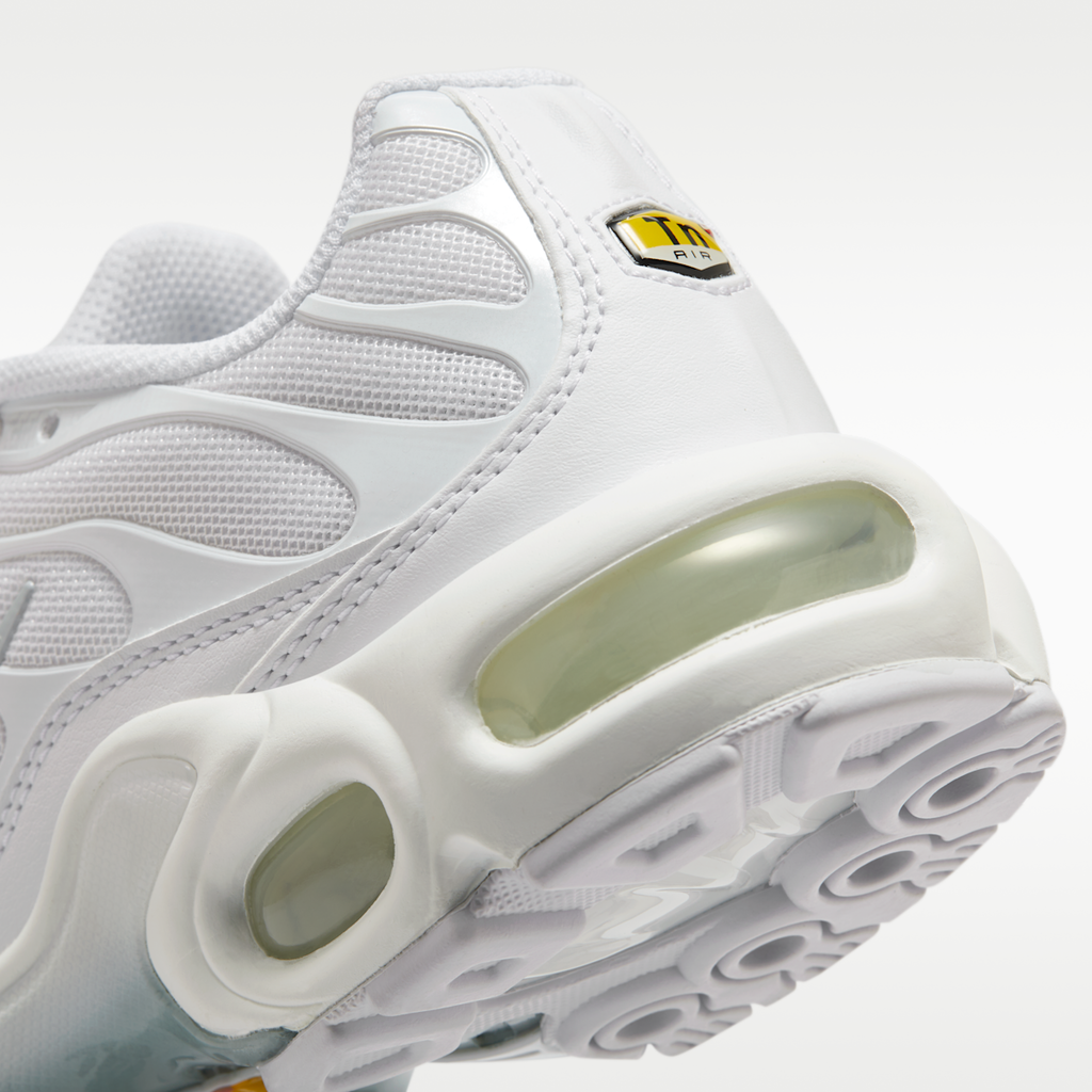 Nike Air Max Plus Women's Shoes - White/Pure Platinum/White