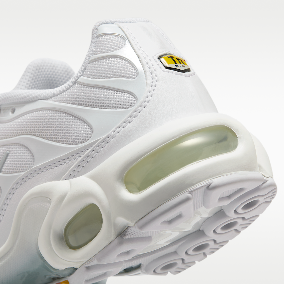 Nike Air Max Plus Women's Shoes - White/Pure Platinum/White