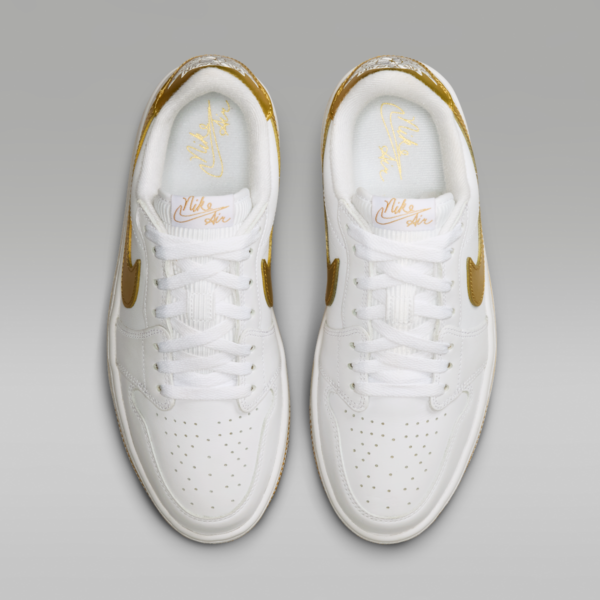 Air Jordan 1 Triple Stack SE Women's Shoes - White/Metallic Gold/White