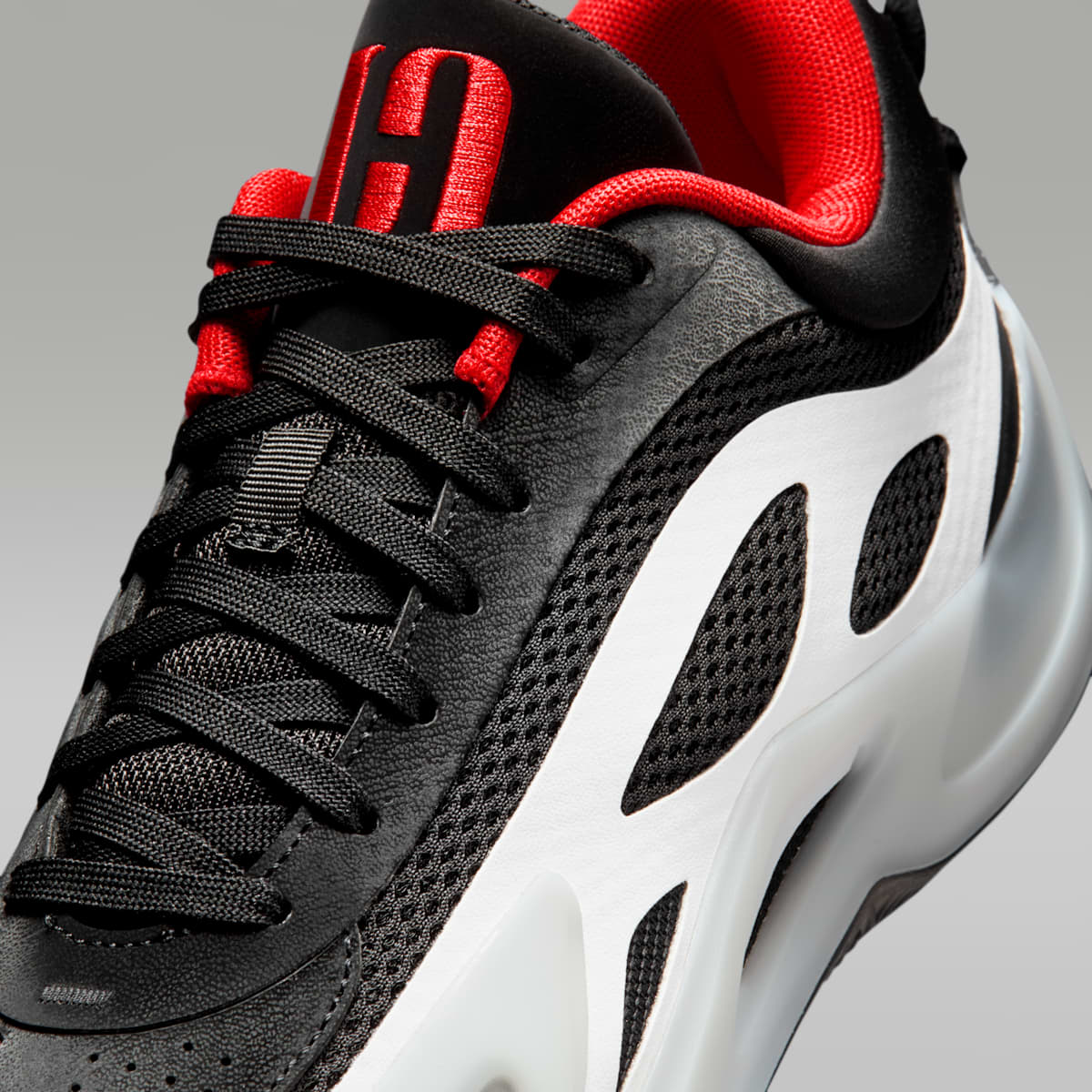 Jordan Heir Series 2 "Bloodline" Basketball Shoes - Black/University Red/White - Image 7