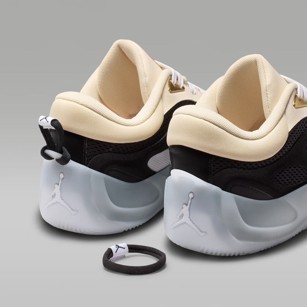 Women's Jordan Heir Series 2 "Precious Medals" Basketball Shoes - Pearl White/Black/Metallic Gold/White