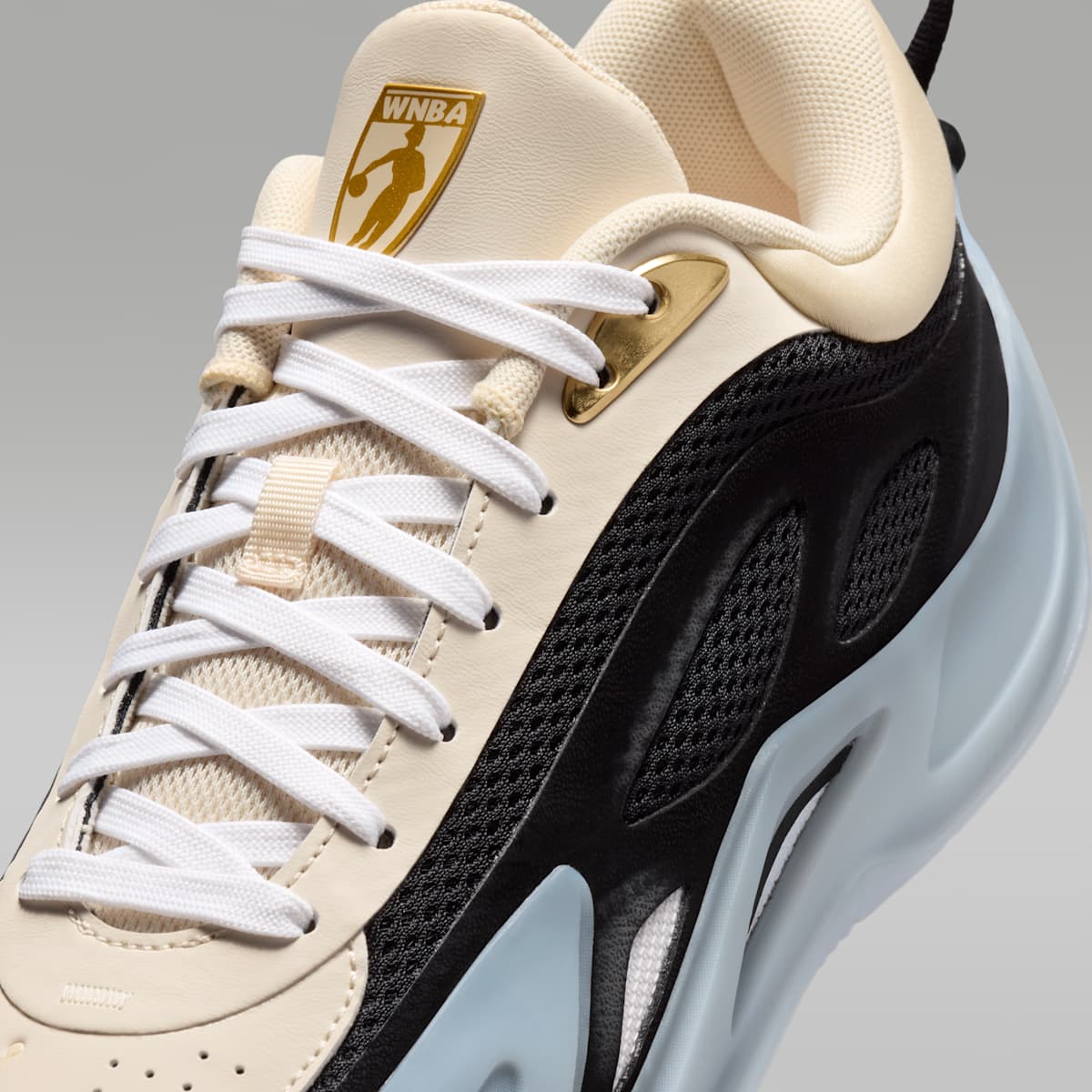 Women's Jordan Heir Series 2 "Precious Medals" Basketball Shoes - Pearl White/Black/Metallic Gold/White