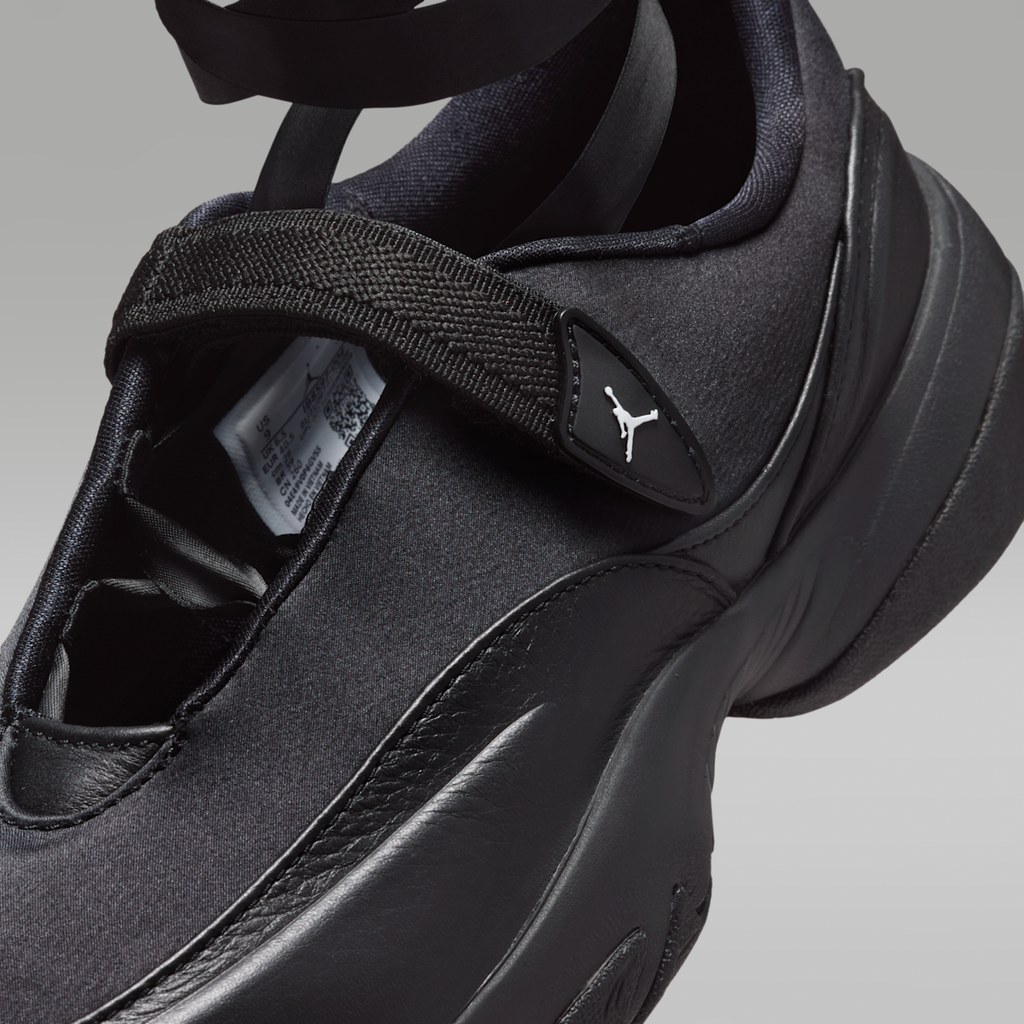 Jordan Pointe Women's Shoes - Black/Summit White/Anthracite