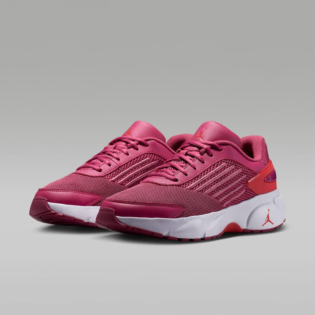 Jordan Trunner Flow Women's Shoes - Sweet Beet/Pale Ivory/Desert Berry/Track Red - Image 5
