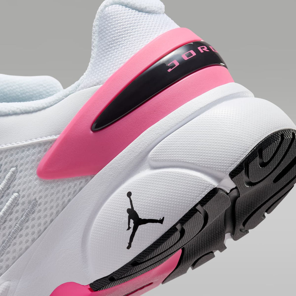 Jordan Trunner Flow Women's Shoes - White/Black/Pure Platinum/Pinksicle - Image 8