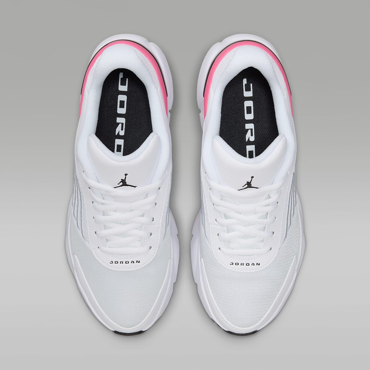 Jordan Trunner Flow Women's Shoes - White/Black/Pure Platinum/Pinksicle - Image 4