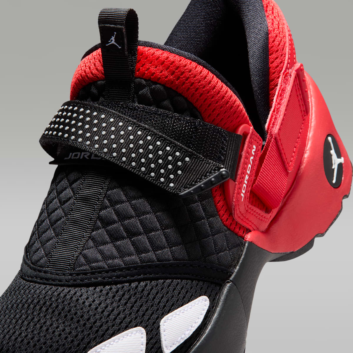 Jordan Trunner LX Women's Shoes - Black/University Red/Reflective Silver/Sail