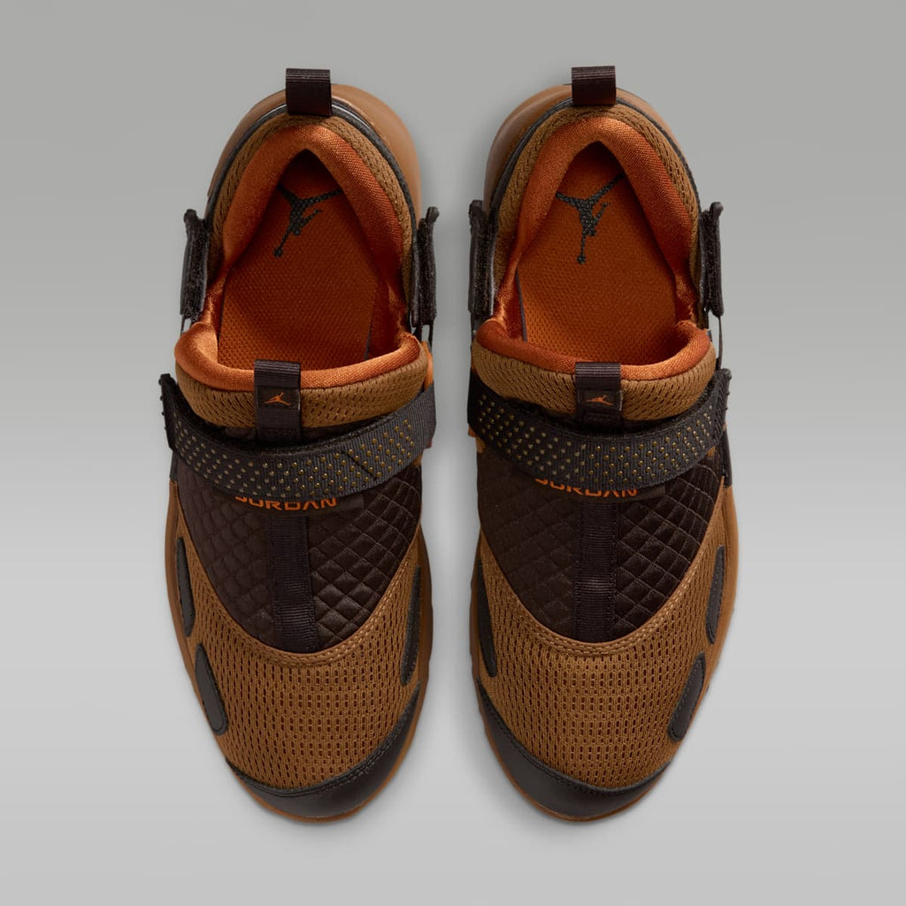 Jordan Trunner LX Women's Shoes - Light British Tan/Reflective Silver/White/Desert Orange - Image 4