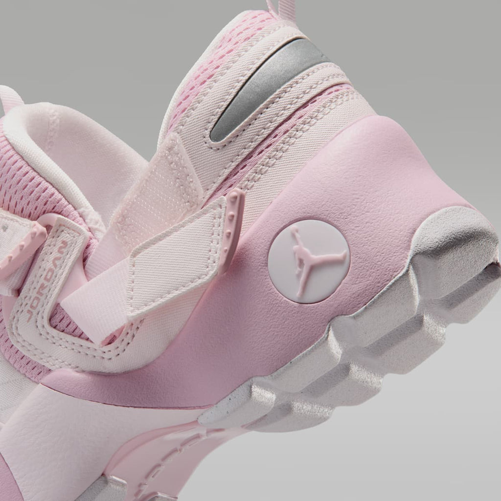 Jordan Trunner LX Women's Shoes - Iced Carmine/Pearl Pink/Reflective Silver/Iced Carmine