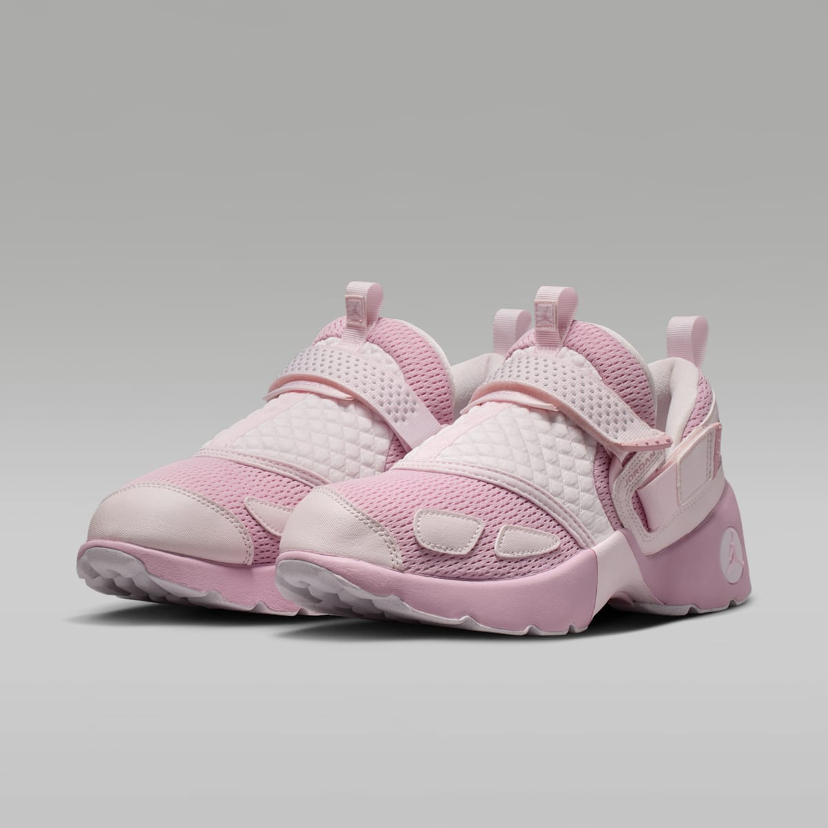 Jordan Trunner LX Women's Shoes - Iced Carmine/Pearl Pink/Reflective Silver/Iced Carmine