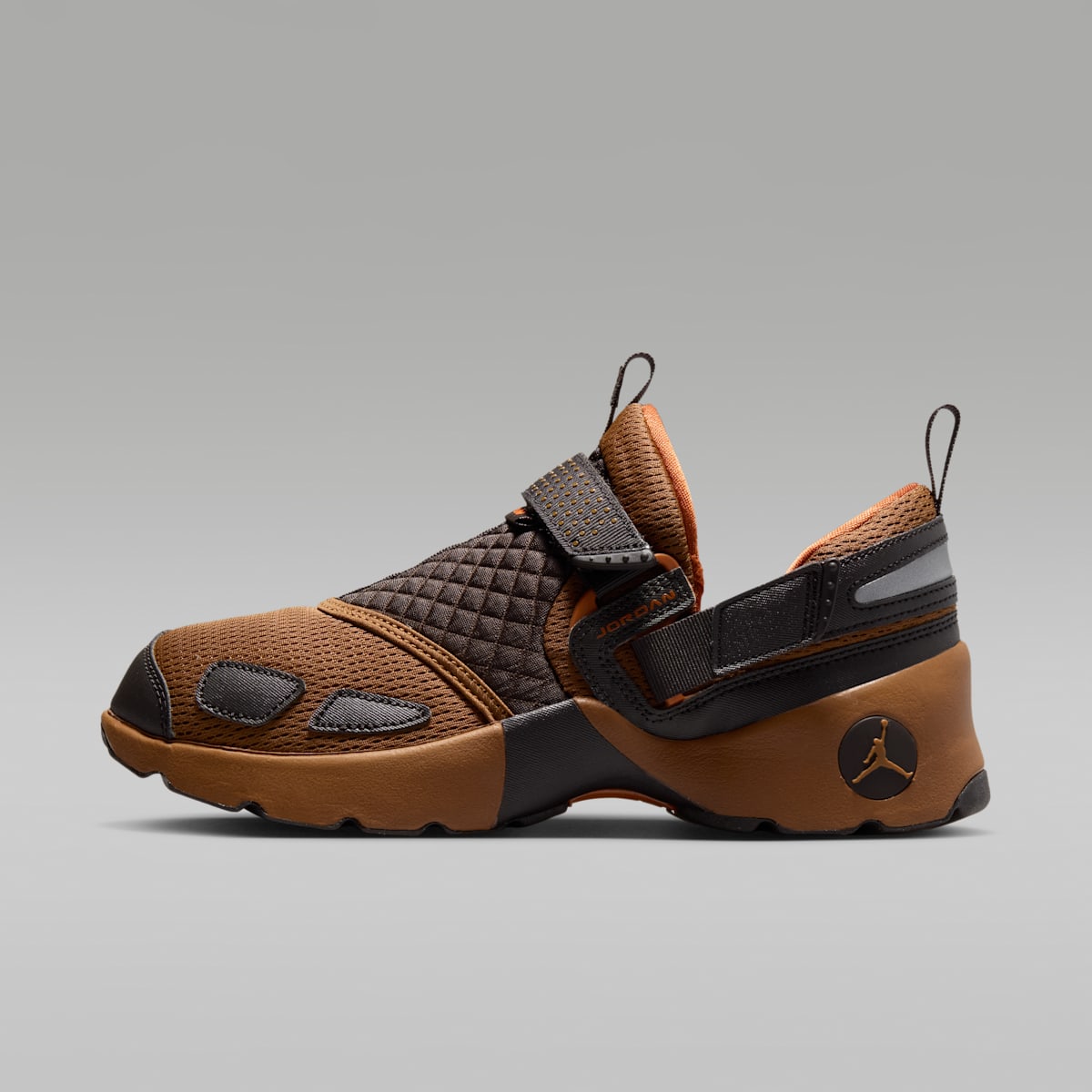 Jordan Trunner LX Women's Shoes - Light British Tan/Reflective Silver/White/Desert Orange - Image 1