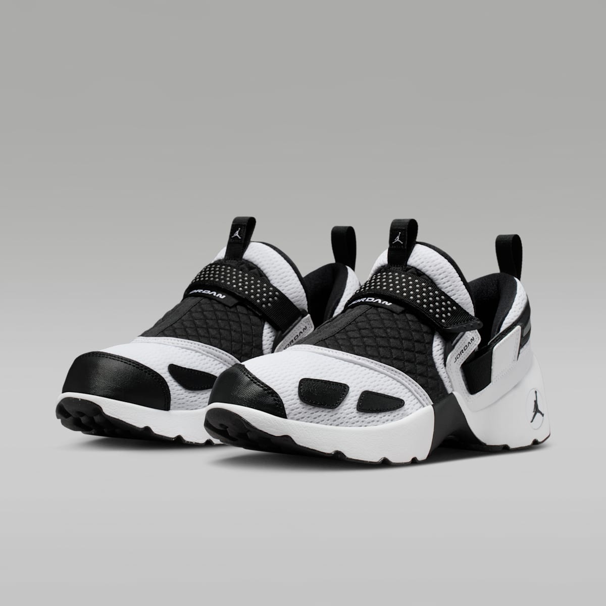 Jordan Trunner LX Women's Shoes - White/Reflective Silver/Black - Image 5