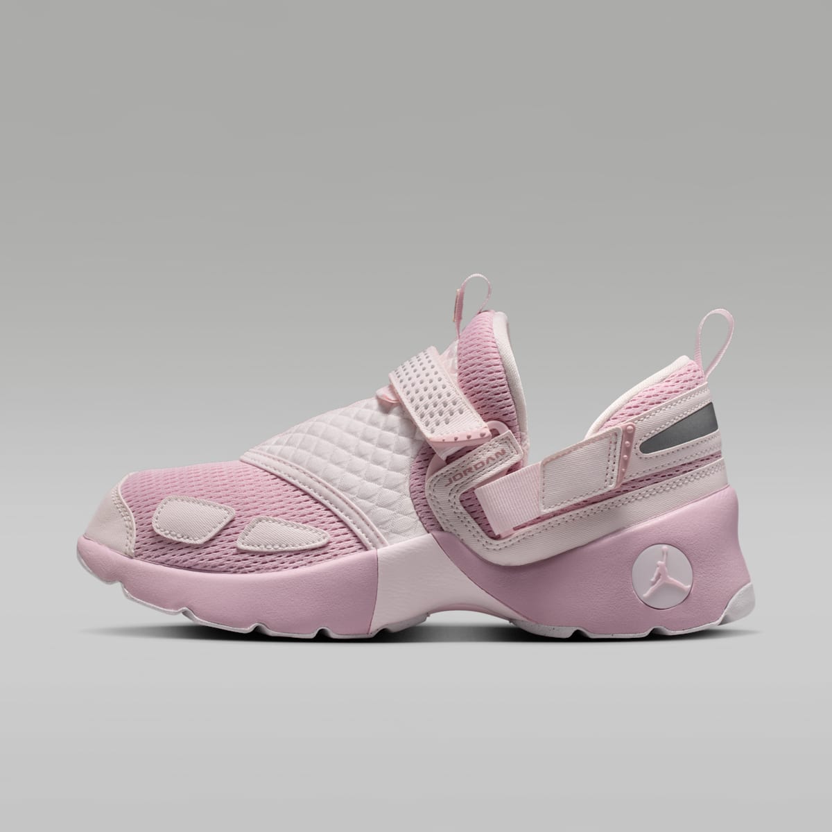 Jordan Trunner LX Women's Shoes - Iced Carmine/Pearl Pink/Reflective Silver/Iced Carmine
