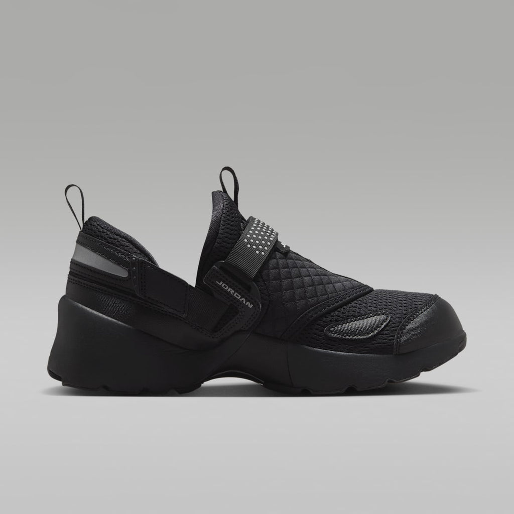Jordan Trunner LX Women's Shoes - Black/Black/Black - Image 3