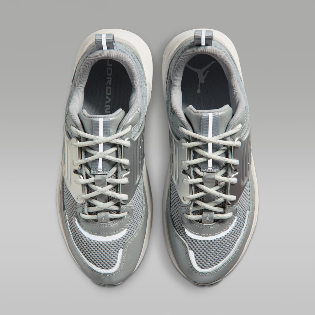 Jordan Trunner O/S Women's Shoes - Swan/Wolf Grey/Reflect Silver/Summit White - Image 4