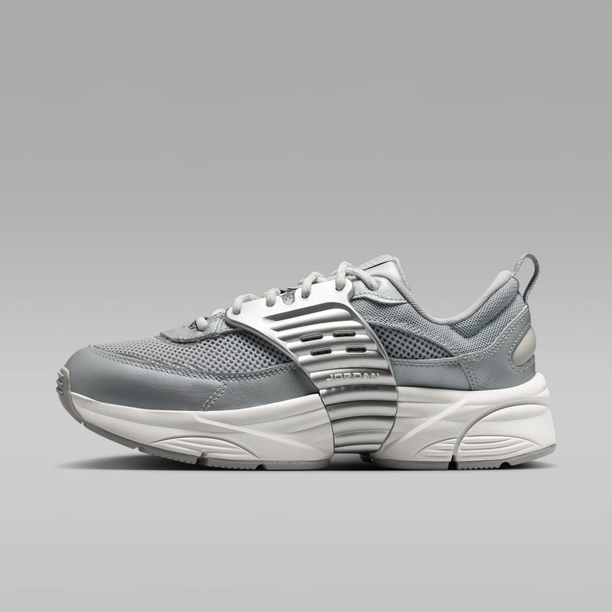 Jordan Trunner O/S Women's Shoes - Swan/Wolf Grey/Reflect Silver/Summit White - Image 1