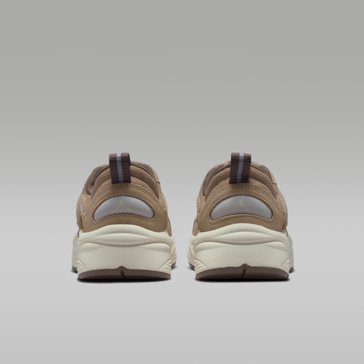 Jordan Trunner O/S Women's Shoes - Khaki/Reflect Silver/Pale Ivory