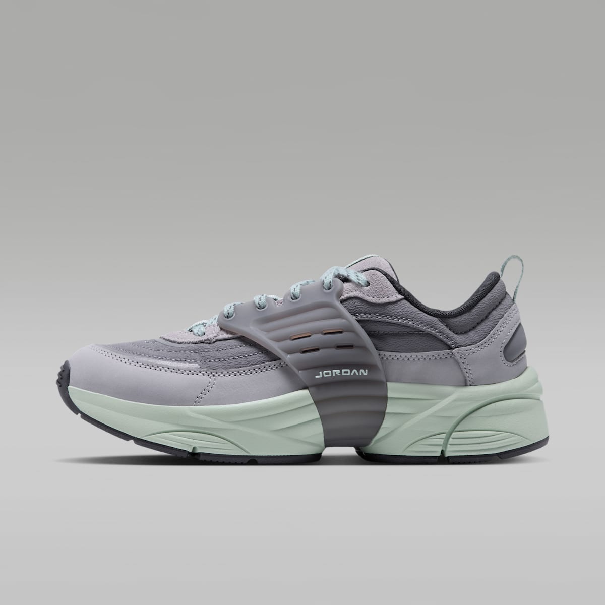 Jordan Trunner O/S SE Women's Shoes - Light Smoke Grey/Smoke Grey/Pistachio Frost/Dark Smoke Grey