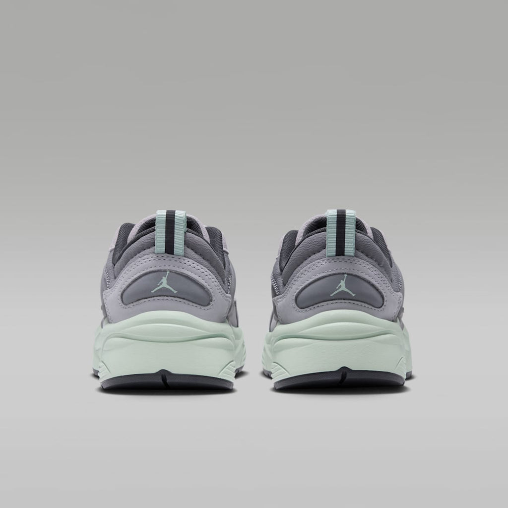 Jordan Trunner O/S SE Women's Shoes - Light Smoke Grey/Smoke Grey/Pistachio Frost/Dark Smoke Grey