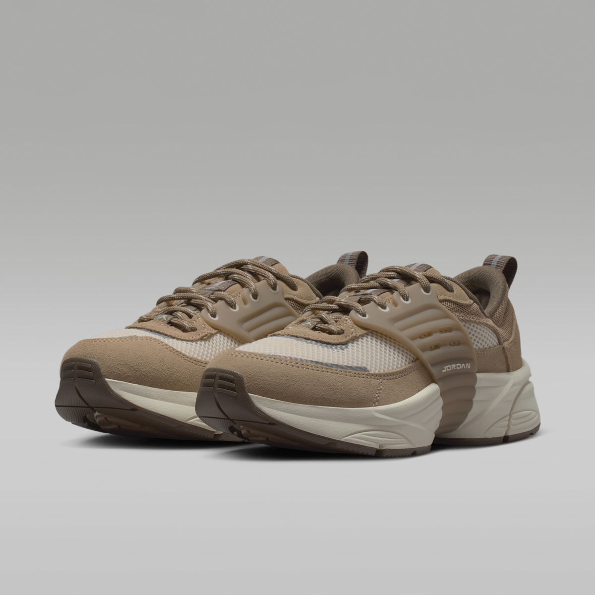 Jordan Trunner O/S Women's Shoes - Khaki/Reflect Silver/Pale Ivory