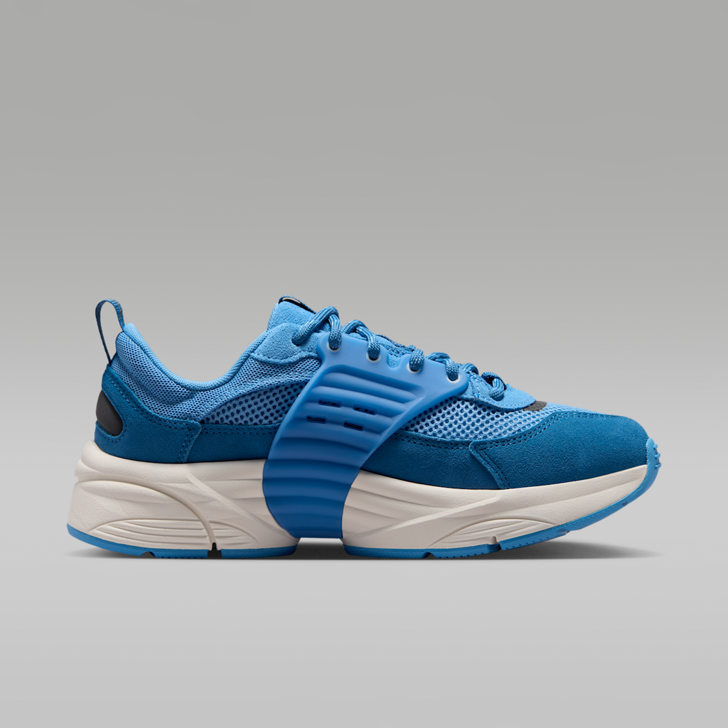 Jordan Trunner O/S Women's Shoes - Blue Beyond/True Blue/Soft Pearl