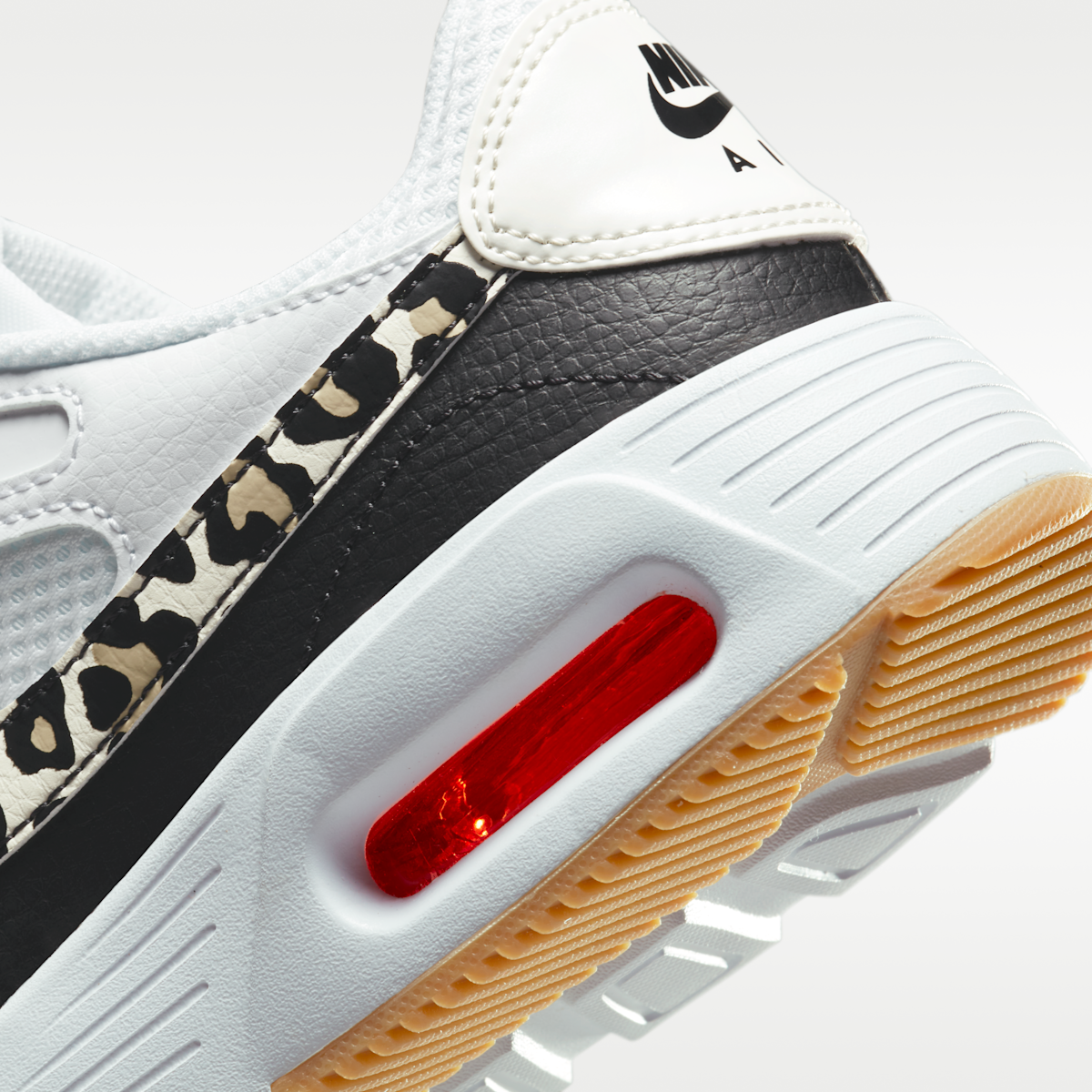 Nike Air Max SC Women's Shoes - White/Team Orange/Metallic Summit White/Black