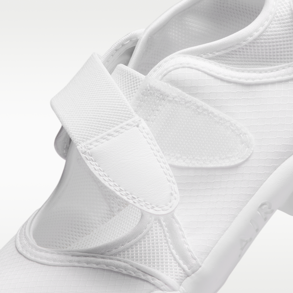 Nike Air Rift Breathe Women's Shoes - White/Pure Platinum/White