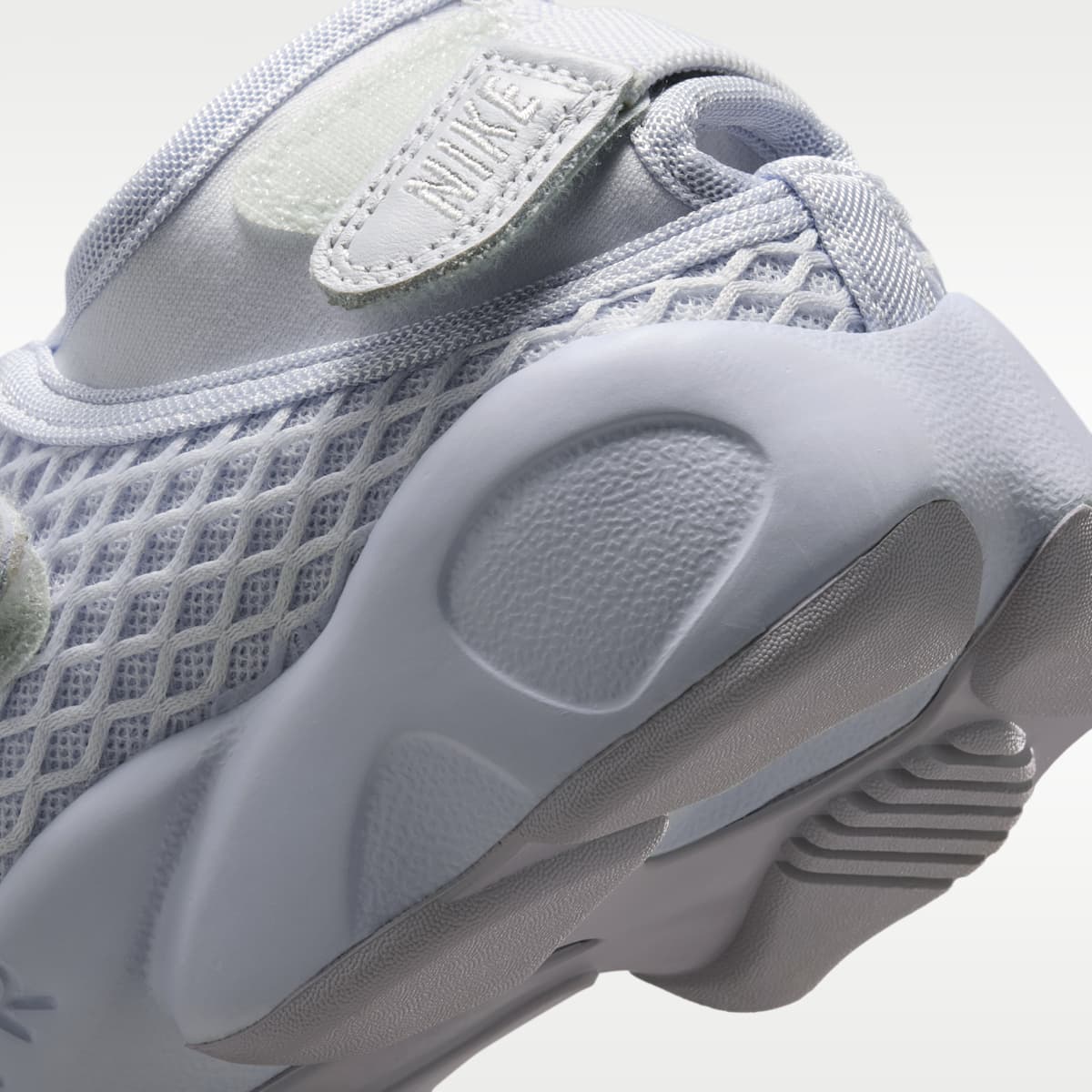 Nike Air Rift Women's Shoes - Pure Platinum/Wolf Grey/Pure Platinum