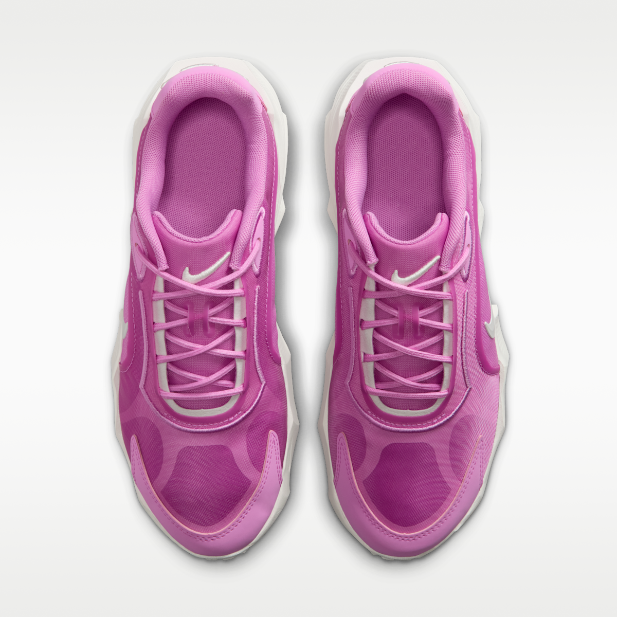 Nike Aura Edge Women's Shoes - Light Magenta/Sail