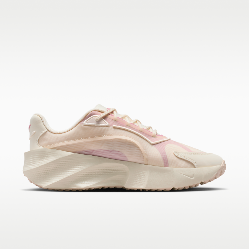 Nike Aura Edge Women's Shoes - Chalk/Pale Ivory/Elemental Pink/Peony