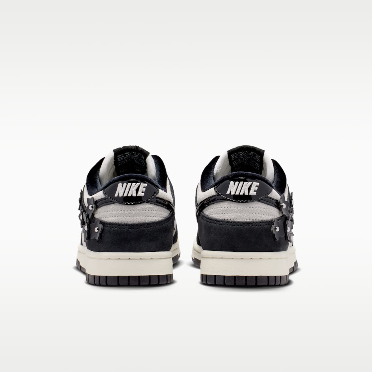 Nike Dunk Low SE "Florette" Women's Shoes - Black/Sail/Black