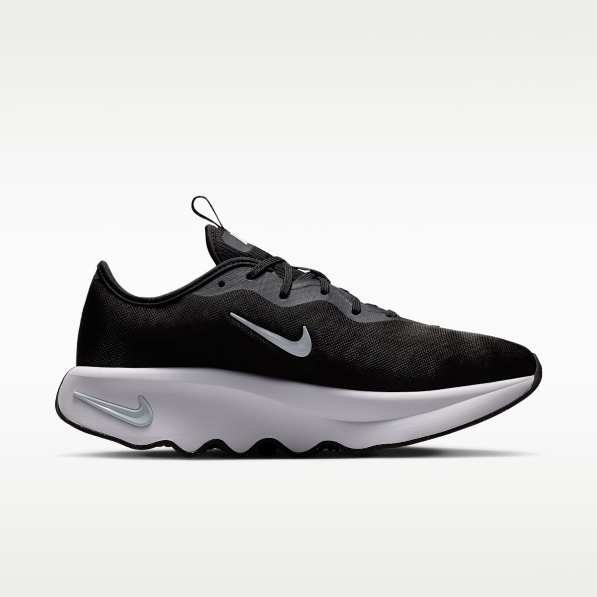 Nike Motiva 2 Women's Walking Shoes - Black/Pure Platinum/White