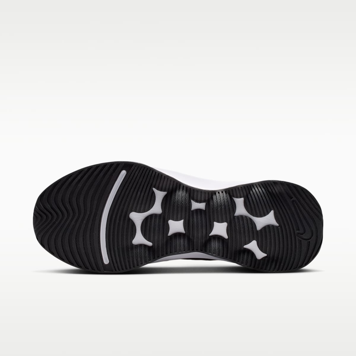 Nike Motiva 2 Women's Walking Shoes - Black/Pure Platinum/White