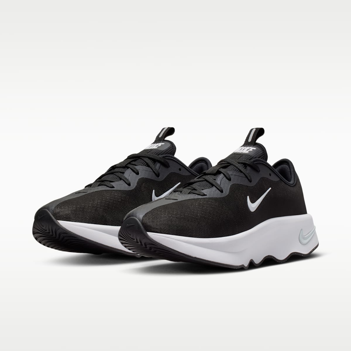 Nike Motiva 2 Women's Walking Shoes - Black/Pure Platinum/White